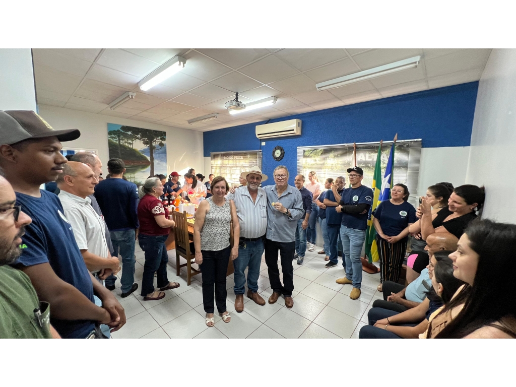 Dr. Viana encerra seu ciclo de trabalho em Nova Cantu - Galeria de Imagens